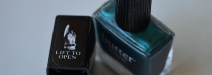 I love London: рождественский Гринч, nail lacquer Butter London Thames