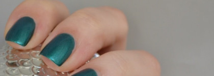 I love London: рождественский Гринч, nail lacquer Butter London Thames