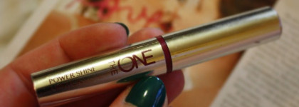 Возвращение Энергоблеска в Oriflame The One Power Shine Lipstick, оттенки 30442 Trendy Berry Ягодный Коктейль и 30435 Vibrant Blush Лепесток Сакуры