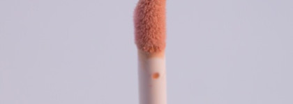 Artistry® Lip Gloss – Full Coverage в тонах Raspberry Sparkle, Nectar, Golden Blush