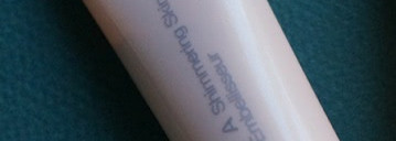 Becca Shimmering Skin Perfector Illuminator SPF 25+ в оттенках Pearl, Opal, Moonstone и Champagne Gold