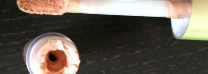 Becca Shimmering Skin Perfector Illuminator SPF 25+ в оттенках Pearl, Opal, Moonstone и Champagne Gold