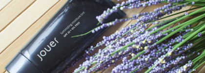 Jouer Luminizing Moisture Tint SPF 20  в оттенке Pearl