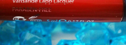 Морозная брусника от Lumene Lingonberry Lip Lacquer with Arctic Lingonberry #4