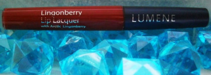 Морозная брусника от Lumene Lingonberry Lip Lacquer with Arctic Lingonberry #4