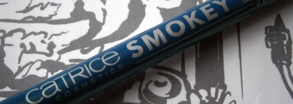 Морская волна! Карандаш для глаз Catrice Smokey Eyes Pencil в оттенке 040 Petroling In The Deep
