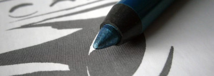 Морская волна! Карандаш для глаз Catrice Smokey Eyes Pencil в оттенке 040 Petroling In The Deep