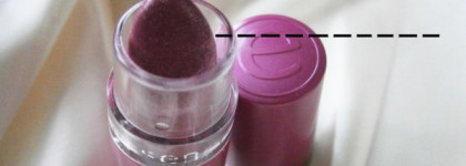 Big girls don't buy... fuchsia? Essence Lipstick #12 Sparkling Miracle