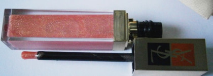 Утренний. Yves Saint Laurent Golden Gloss Shimmering Lip Gloss #10 Golden Pivoine