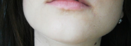 Calvin Klein Fully Delicious Sheer Plumping Lip Gloss & Calvin Klein Delicious Luxury Creme Lipstick