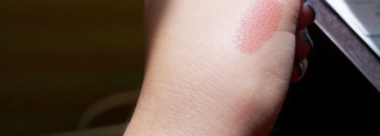 Estee Lauder Pure Color Envy Sculpting Lipstick in #120 Desirable и #350 Vengeful Red