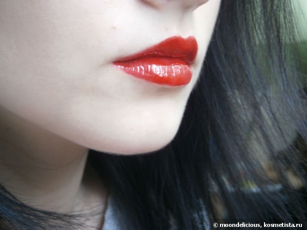 YSL Rouge pur Couture Vernis a Levres Glossy Stain #9 Rouge Laque