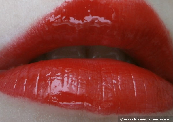 YSL Rouge pur Couture Vernis a Levres Glossy Stain #9 Rouge Laque
