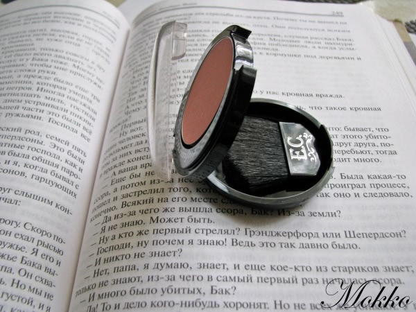 Румяна El Corazon Professional Compact BlusH #09