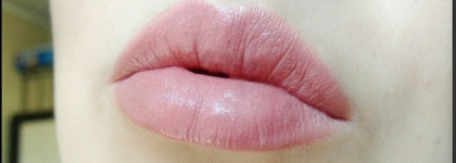 Блеск для губ Essence Xxxl Longlasting lipgloss в оттенке Nude Soft