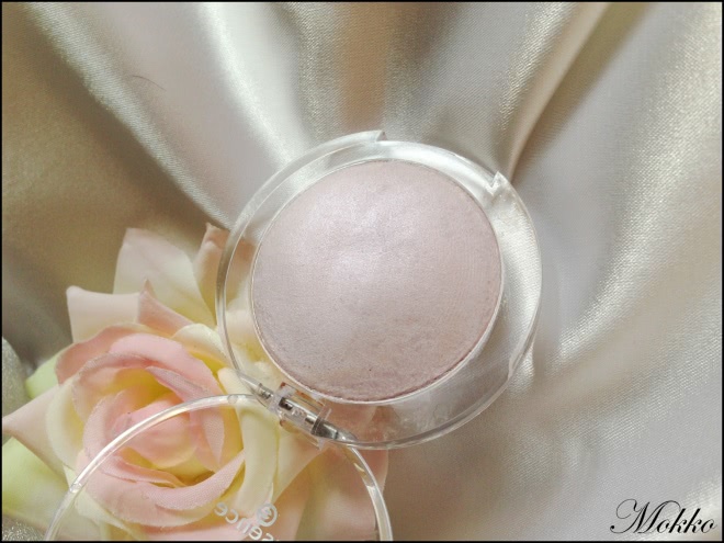 Окунуться в сказку. Essence Hidden Stories Collection Winter 2015. Хайлайтер Essence Hidden Stories Highlighter №02 enter wonderland