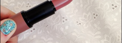 Правильный лиловый. Essence. I ♥ nude - longlasting lipstick nude в оттенке №03 come naturally