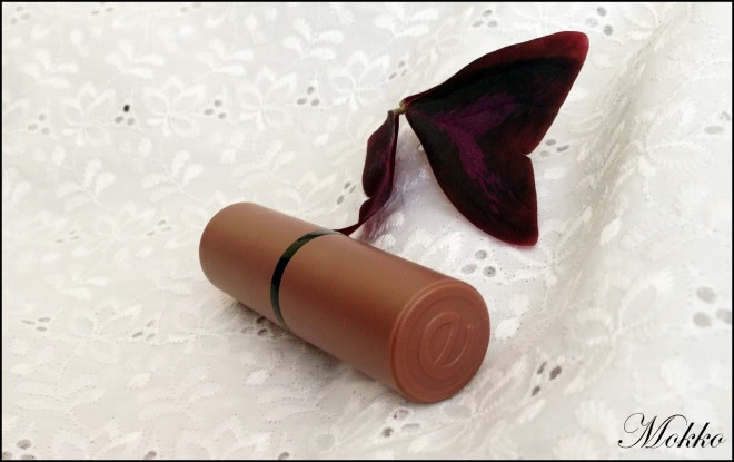 Правильный лиловый. Essence. I ♥ nude - longlasting lipstick nude в оттенке №03 come naturally