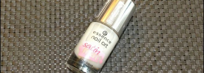 Матирующее верхнее покрытие для лака Essence nail art / Satin Matt top coat / 26 matt about you