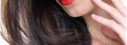 Лаковое настроение вместе с Nyx Mega Shine Lip Gloss / Perfect red / 137A