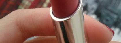 Мне приснилось небо Лондона, в нем приснился долгий поцелуй... The Only 1 Lipstick в цвете 700 Naughty nude. Rimmel London