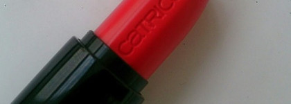 Cтоп сигнал! Помада для губ Catrice Ultimate Colour Lipstick #440 Hugs and hibis-kisses