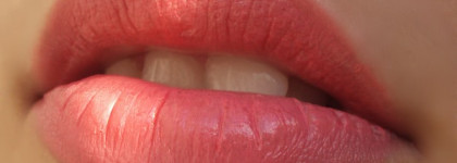 Essence longlasting lipstik Стойкая губная помада в оттенках 12 Blush my lips и 13 love me