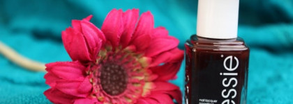 Классика жанра- Essie #49