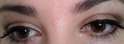 Шоколад на глазах или тени essence 3D 09 irresistable chocolates