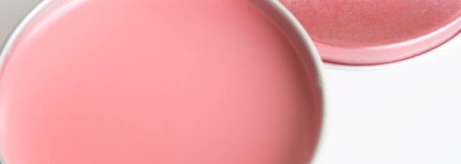 Блеск для губ и румяна Kiko Glow Touch Lips & Cheeks #100 Intuition Peach