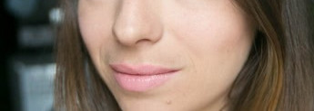Универсальная основа для всех типов кожи Bobbi Brown Skin Foundation SPF 15 в оттенках 2.5 и 3.5