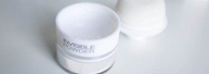 Расcыпчатая пудра Kiko Invisible Powder Matifying Fixing Powder