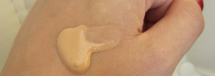 Матирующий тональный крем Lancome Teint Idole Silky Mat в оттенке 01 Beige Albatre