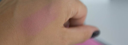 Румяна Kiko Rock Attraction Blush в оттенке 02 Guitar Rose