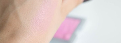 Румяна Kiko Rock Attraction Blush в оттенке 02 Guitar Rose