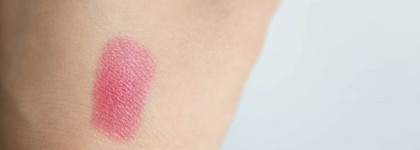 Помада Kiko Ultra Glossy Stylo Rouge a Levres SPF 15 в оттенке 805 Strawberry Pink