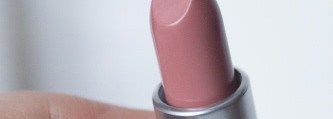 Помада MАС Amplified Creme Lipstick в оттенке Blankety