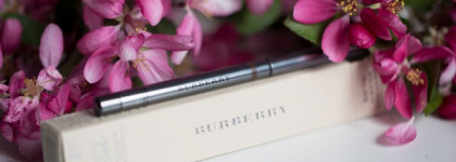 Карандаш для глаз Burberry Effortless Kohl Eyeliner в оттенке Chestnut Brown No.02