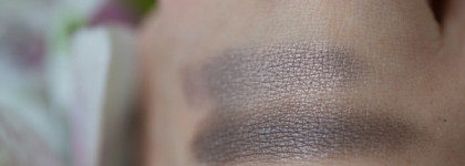 Тени ArtDeco Pearl Eye Shadow #05 pearly grey brown и ArtDeco Duochrome Eye Shadow #201 historic wood