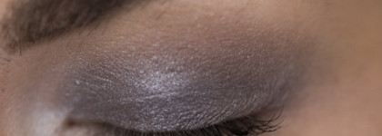 Тени Nyx Hot Singles Eye Shadow в оттенке HS17 Dressed to Kill