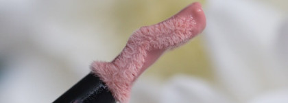 Блеск для губ L'Oreal Paris Infaillible Xtreme Resist в оттенке #103 Protest Queen