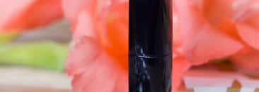 Помада Estee Lauder Pure Color Envy Shine Sculpting Shine Lipstick в оттенке #410 Mischievous Rose