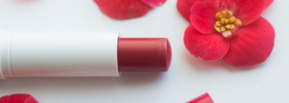 Бальзам для губ Korres Mandarin Lip Butter Stick в оттенке Rose