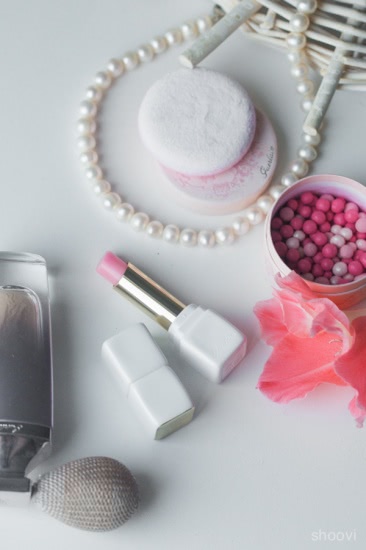 Бальзам для губ Guerlain Kiss Kiss Roselip Hydrating & Plumping Tinted Lip Balm в оттенке R371 Morning Rose