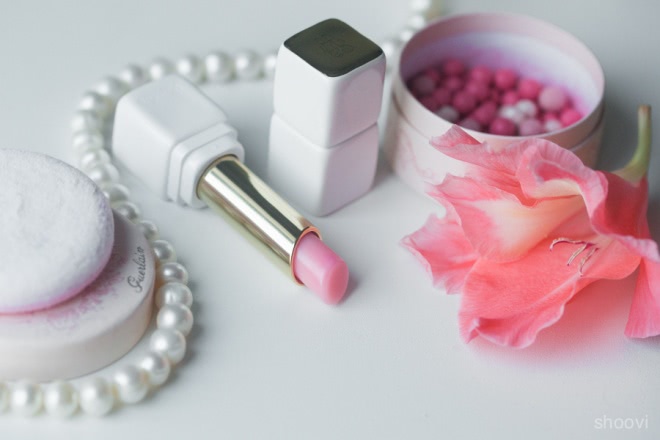Бальзам для губ Guerlain Kiss Kiss Roselip Hydrating & Plumping Tinted Lip Balm в оттенке R371 Morning Rose