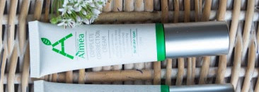 Многофункциональный крем для коррекции тона Almea CC Complete Correction Cream в оттенках light и light-medium