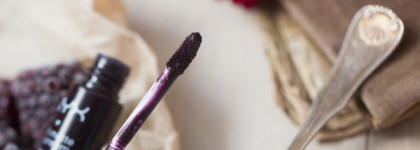 Матовая жидкая помада для губ NYX Soft Matte Lip Cream в оттенке transylvania