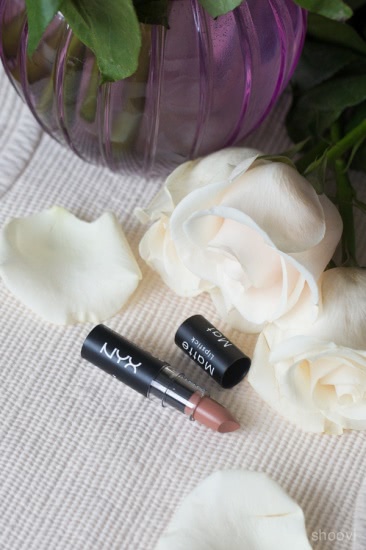 Помада NYX Matte Lipstick в оттенке #21 Butter