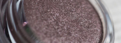 Мерцающие тени для век Clarins Ombre Iridescente Cream-to-Powder Eyeshadow Long-Lasting в оттенкке 07 silver plum