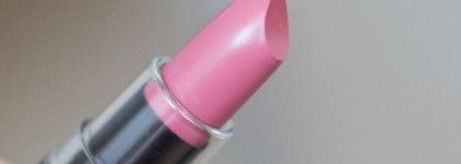 Матовая помада NYX Matte Lipstick в оттенке 15 Whipped Caviar